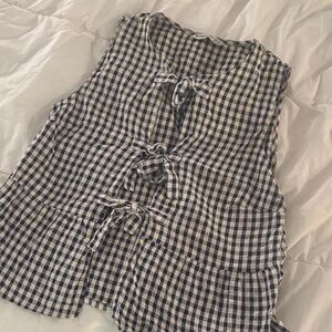 Stradivarius Navy and Cream Checkered Top
